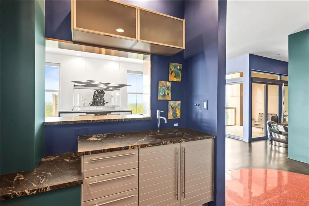 Wet bar in this kitchen makes serving your guests a dream!