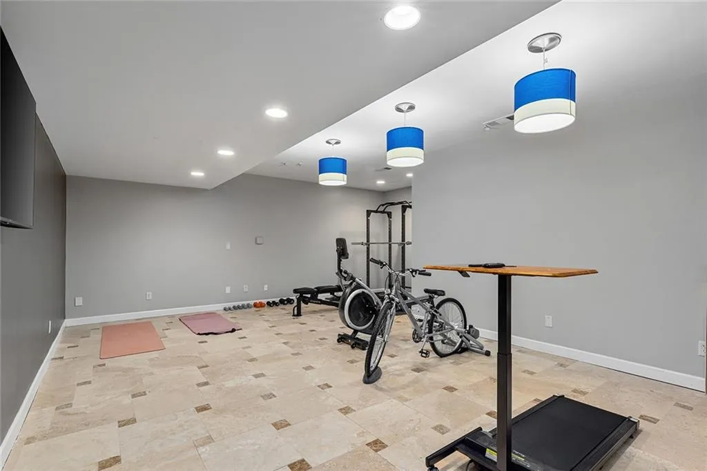 2694 Lenox Road -14, Atlanta, Georgia 30324, 5 Bedrooms Bedrooms, 0 ,4 BathroomsBathrooms,Residential,For Sale,2694 Lenox Road -14,7700489