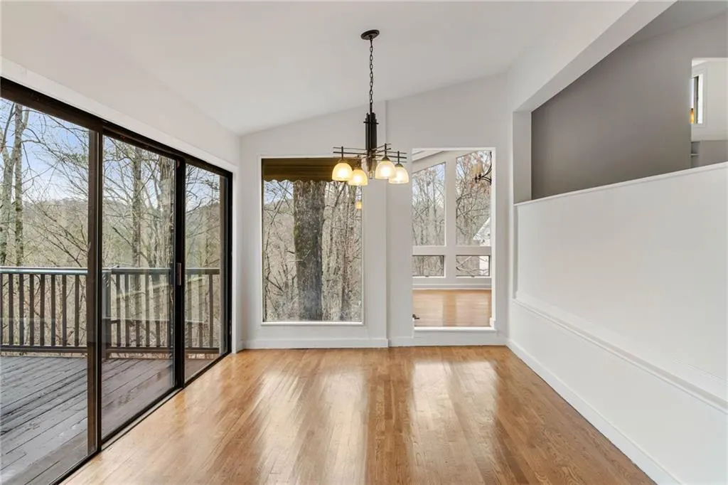 535 Cutwater Trail, Sandy Springs, Georgia 30328, 6 Bedrooms Bedrooms, ,4 BathroomsBathrooms,Residential,Sold,535 Cutwater Trail,7356549