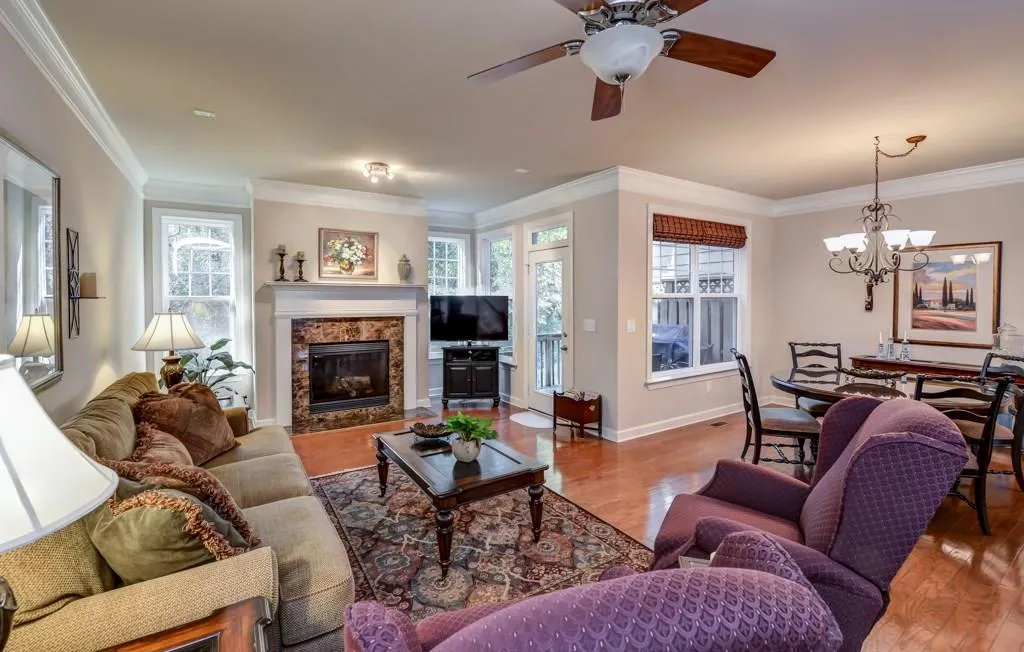 2090 Cobblestone Circle Ne, Brookhaven, Georgia 30319, 3 Bedrooms Bedrooms, ,3 BathroomsBathrooms,Residential,Sold,2090 Cobblestone Circle Ne,5780796
