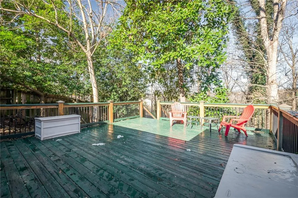 5638 Sherrell Drive, Sandy Springs, Georgia 30342, 4 Bedrooms Bedrooms, ,3 BathroomsBathrooms,Residential,Sold,5638 Sherrell Drive,6992158