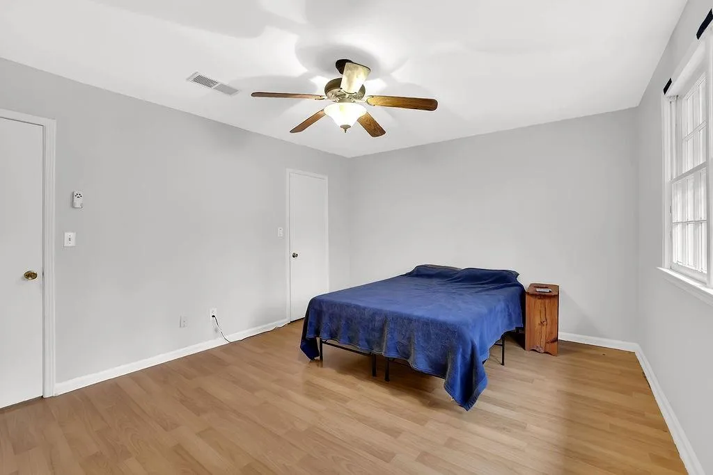 6520 Roswell Road Unit 62, Sandy Springs, Georgia 30328, 2 Bedrooms Bedrooms, ,1 BathroomBathrooms,Residential,For Sale,6520 Roswell Road Unit 62,7717803