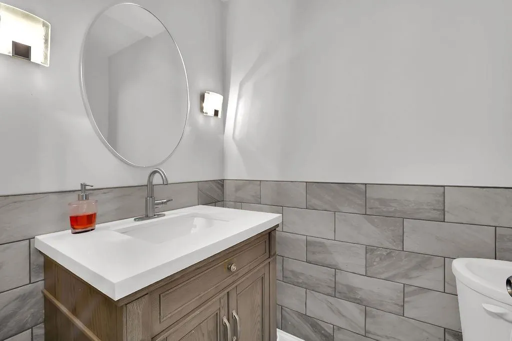 6520 Roswell Road Unit 62, Sandy Springs, Georgia 30328, 2 Bedrooms Bedrooms, ,1 BathroomBathrooms,Residential,For Sale,6520 Roswell Road Unit 62,7717803