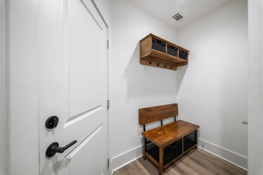 301 Penny Court, Atlanta, Georgia 30328, 4 Bedrooms Bedrooms, ,3 BathroomsBathrooms,Residential,For Sale,301 Penny Court,7721260