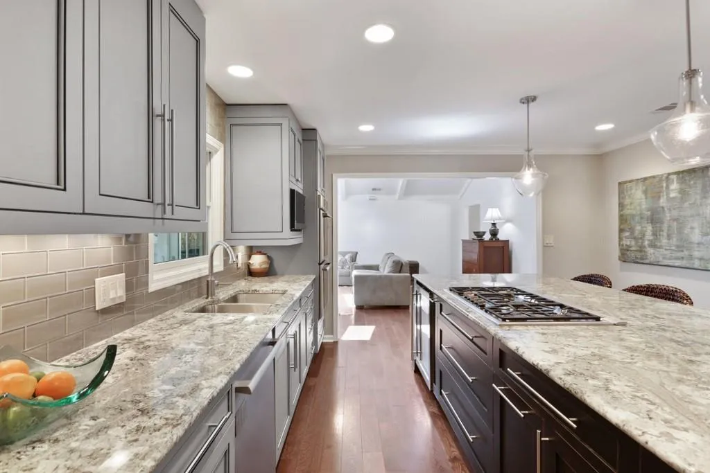 6820 Hunters Trace Circle, Atlanta, Georgia 30328, 4 Bedrooms Bedrooms, ,3 BathroomsBathrooms,Residential,Sold,6820 Hunters Trace Circle,6609623