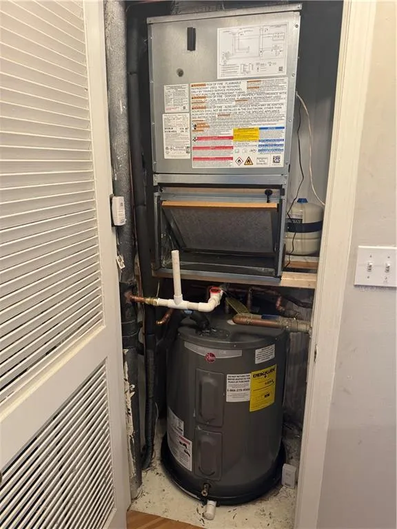 Brand NEW HOT WATER HEATER