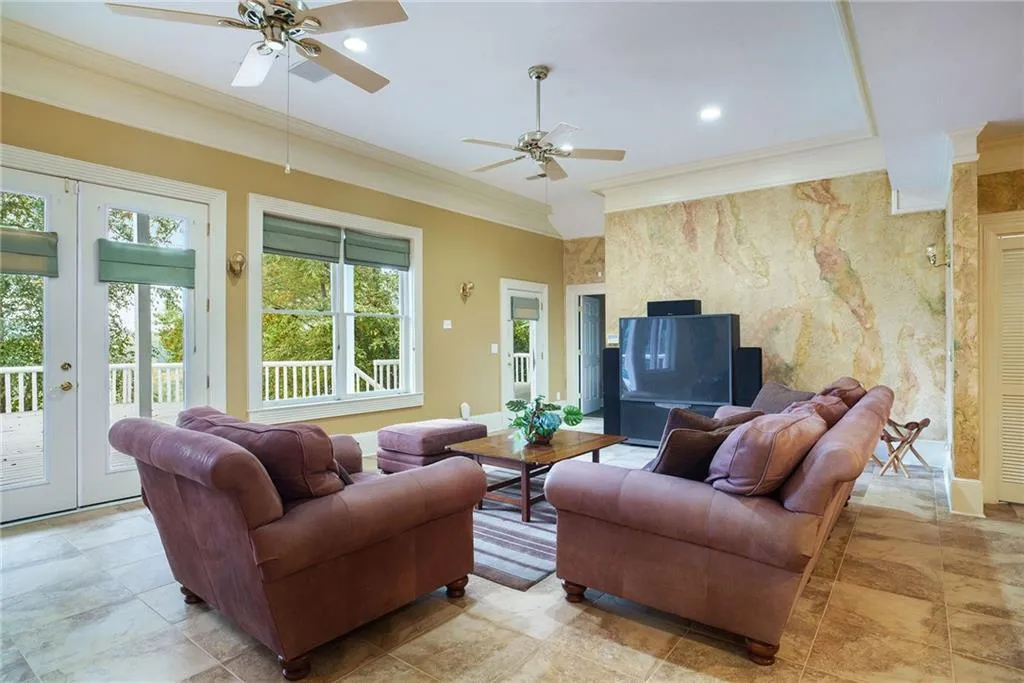 9485 Huntcliff Trace, Sandy Springs, Georgia 30350, 6 Bedrooms Bedrooms, ,7 BathroomsBathrooms,Residential,Sold,9485 Huntcliff Trace,6717404