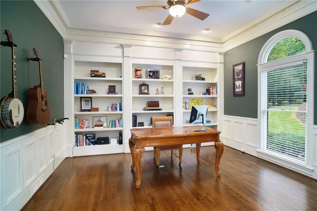 9485 Huntcliff Trace, Sandy Springs, Georgia 30350, 6 Bedrooms Bedrooms, ,7 BathroomsBathrooms,Residential,Sold,9485 Huntcliff Trace,6717404