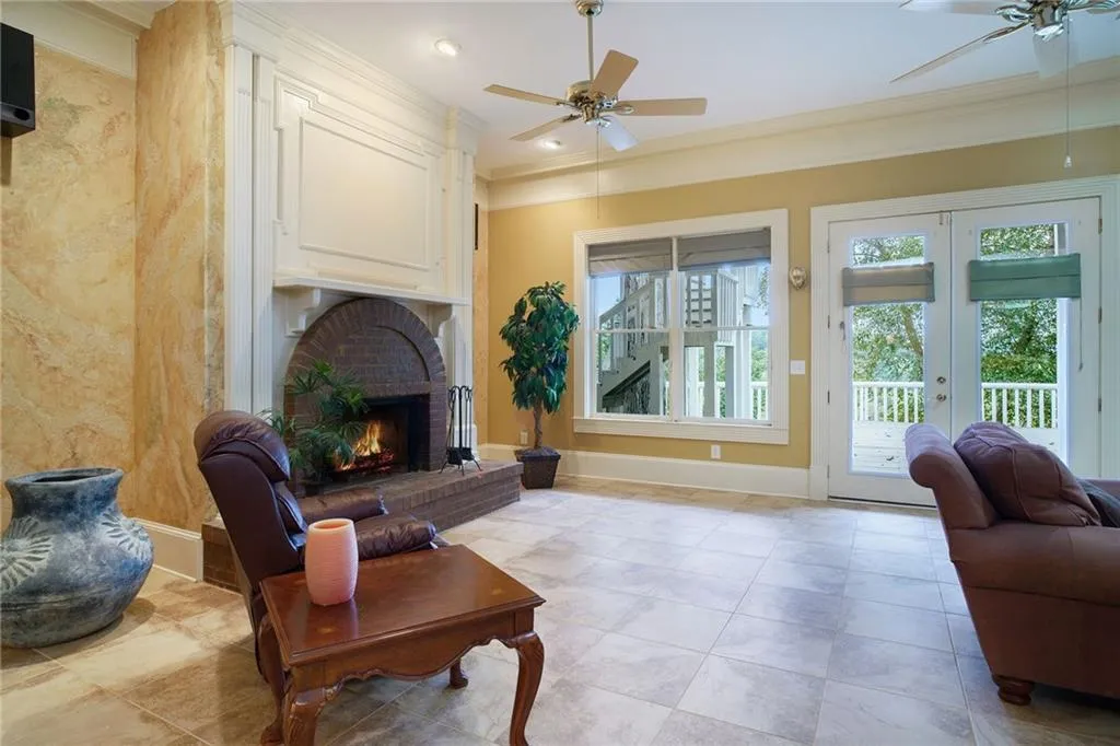 9485 Huntcliff Trace, Sandy Springs, Georgia 30350, 6 Bedrooms Bedrooms, ,7 BathroomsBathrooms,Residential,Sold,9485 Huntcliff Trace,6717404