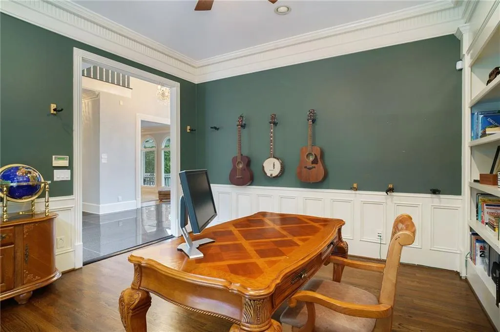 9485 Huntcliff Trace, Sandy Springs, Georgia 30350, 6 Bedrooms Bedrooms, ,7 BathroomsBathrooms,Residential,Sold,9485 Huntcliff Trace,6717404