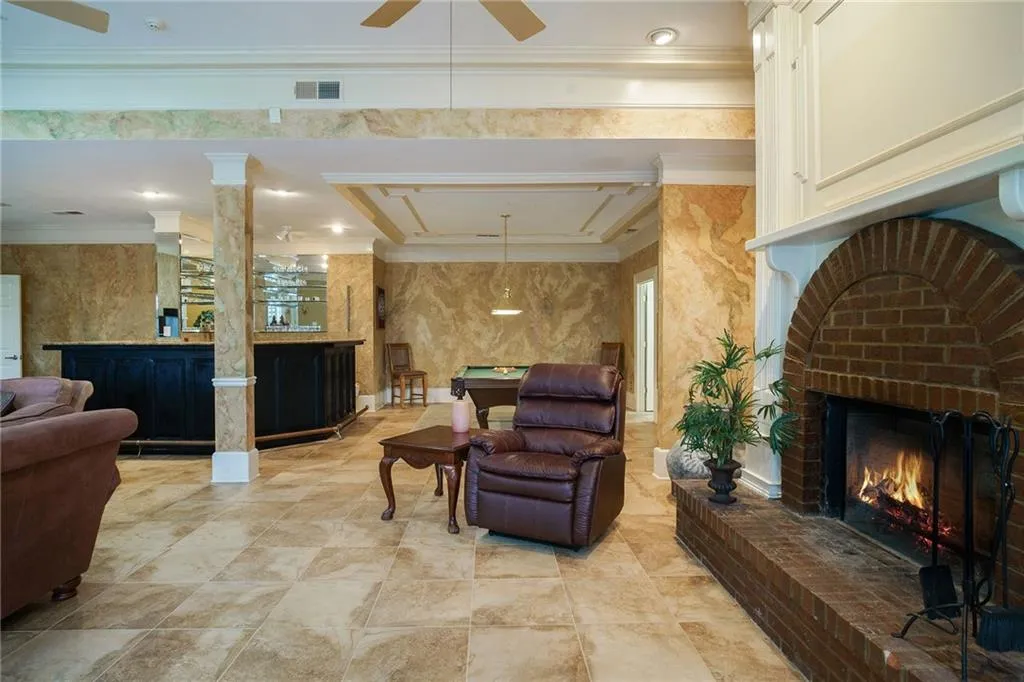 9485 Huntcliff Trace, Sandy Springs, Georgia 30350, 6 Bedrooms Bedrooms, ,7 BathroomsBathrooms,Residential,Sold,9485 Huntcliff Trace,6717404
