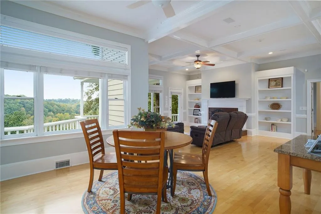 9485 Huntcliff Trace, Sandy Springs, Georgia 30350, 6 Bedrooms Bedrooms, ,7 BathroomsBathrooms,Residential,Sold,9485 Huntcliff Trace,6717404