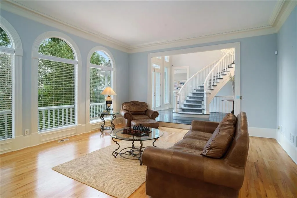 9485 Huntcliff Trace, Sandy Springs, Georgia 30350, 6 Bedrooms Bedrooms, ,7 BathroomsBathrooms,Residential,Sold,9485 Huntcliff Trace,6717404