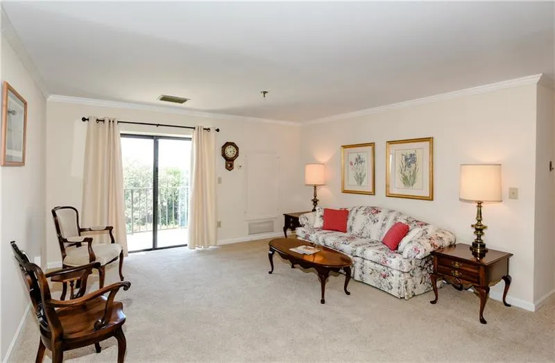 300 Johnson Ferry Road Ne Unit A808, Sandy Springs, Georgia 30328, 2 Bedrooms Bedrooms, ,2 BathroomsBathrooms,Residential,Sold,300 Johnson Ferry Road Ne Unit A808,6622790