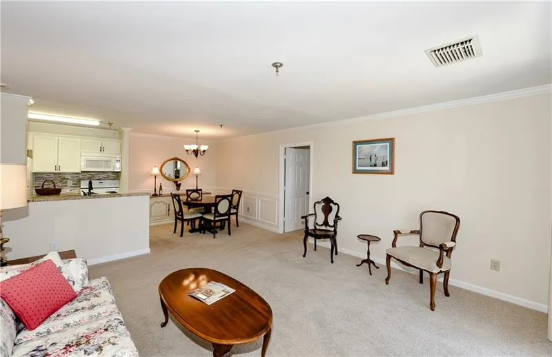 300 Johnson Ferry Road Ne Unit A808, Sandy Springs, Georgia 30328, 2 Bedrooms Bedrooms, ,2 BathroomsBathrooms,Residential,Sold,300 Johnson Ferry Road Ne Unit A808,6622790