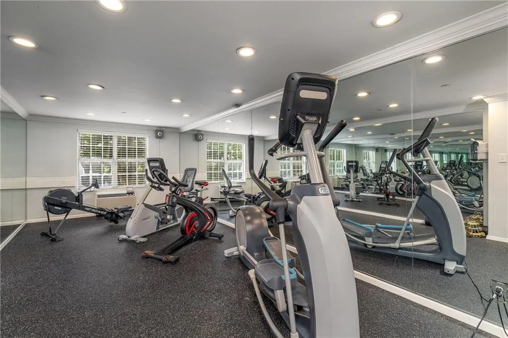 970 Sidney Marcus Boulevard Ne Unit 2211, Atlanta, Georgia 30324, 1 Bedroom Bedrooms, ,1 BathroomBathrooms,Residential,For Sale,970 Sidney Marcus Boulevard Ne Unit 2211,7621263