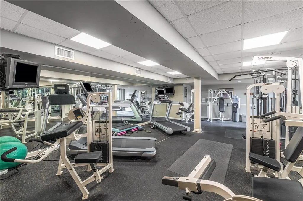 970 Sidney Marcus Boulevard Ne Unit 2211, Atlanta, Georgia 30324, 1 Bedroom Bedrooms, ,1 BathroomBathrooms,Residential,For Sale,970 Sidney Marcus Boulevard Ne Unit 2211,7621263