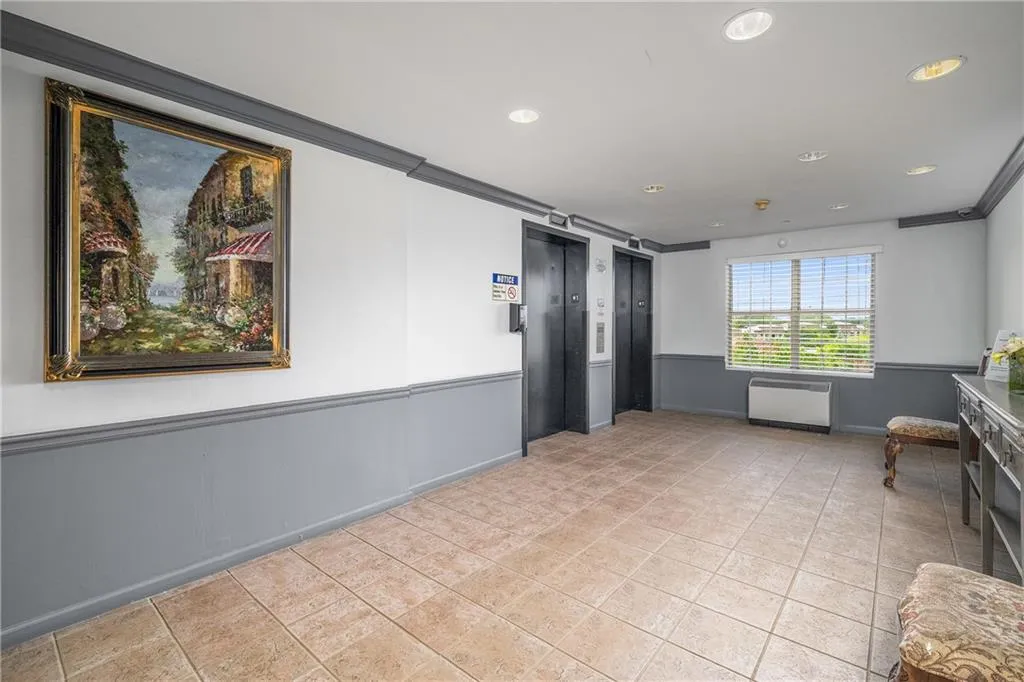 970 Sidney Marcus Boulevard Ne Unit 2211, Atlanta, Georgia 30324, 1 Bedroom Bedrooms, ,1 BathroomBathrooms,Residential,For Sale,970 Sidney Marcus Boulevard Ne Unit 2211,7621263