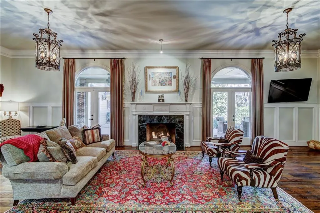 340 Franklin Road Ne, Sandy Springs, Georgia 30342, 6 Bedrooms Bedrooms, ,5 BathroomsBathrooms,Residential,Sold,340 Franklin Road Ne,6010040