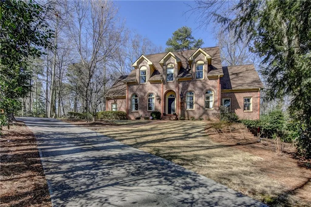 340 Franklin Road Ne, Sandy Springs, Georgia 30342, 6 Bedrooms Bedrooms, ,5 BathroomsBathrooms,Residential,Sold,340 Franklin Road Ne,6010040