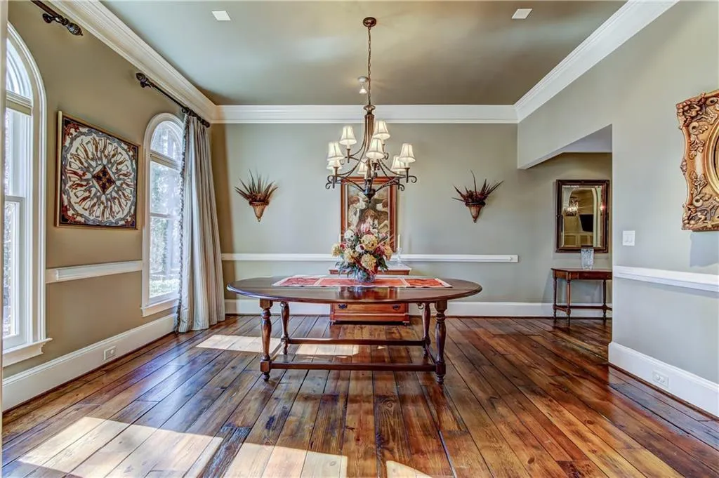 340 Franklin Road Ne, Sandy Springs, Georgia 30342, 6 Bedrooms Bedrooms, ,5 BathroomsBathrooms,Residential,Sold,340 Franklin Road Ne,6010040