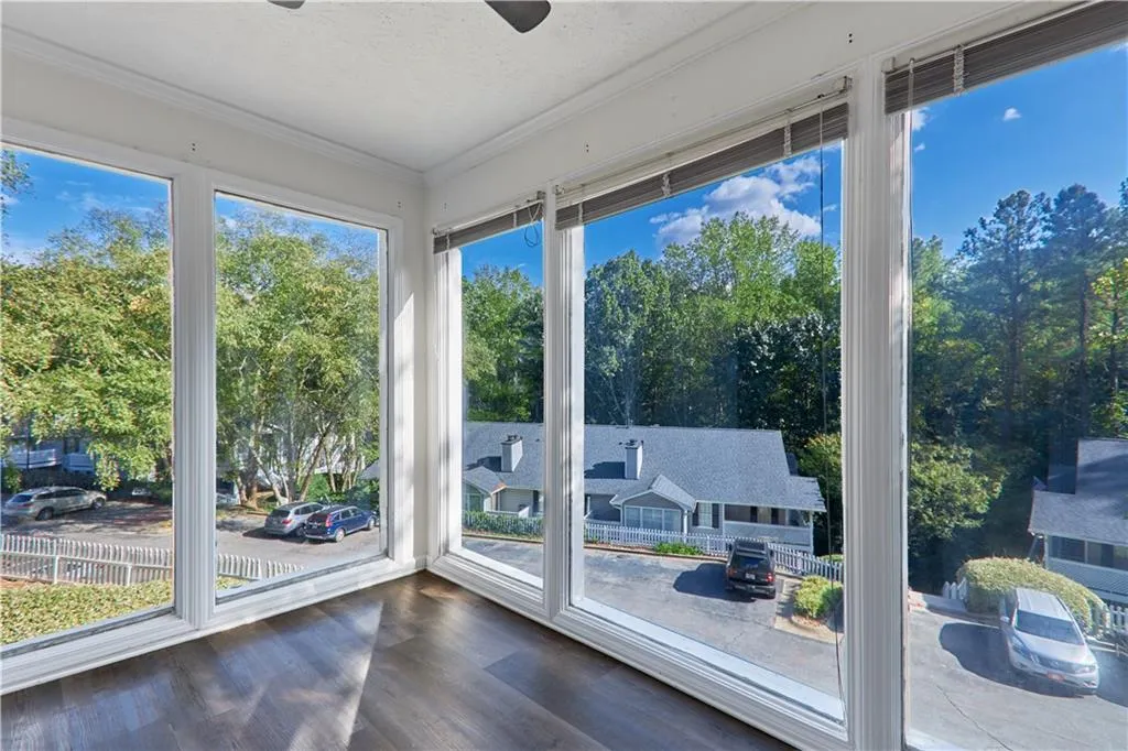 1302 Natchez Trace, Atlanta, Georgia 30350, 2 Bedrooms Bedrooms, ,1 BathroomBathrooms,Residential,Sold,1302 Natchez Trace,7515339