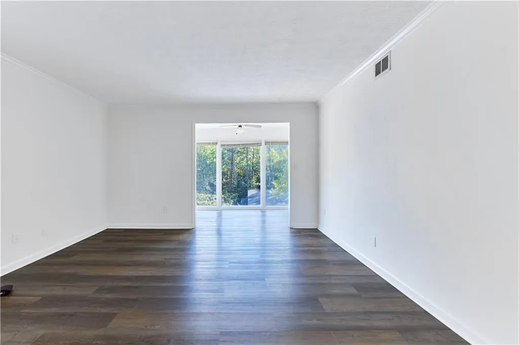 1302 Natchez Trace, Atlanta, Georgia 30350, 2 Bedrooms Bedrooms, ,1 BathroomBathrooms,Residential,Sold,1302 Natchez Trace,7515339