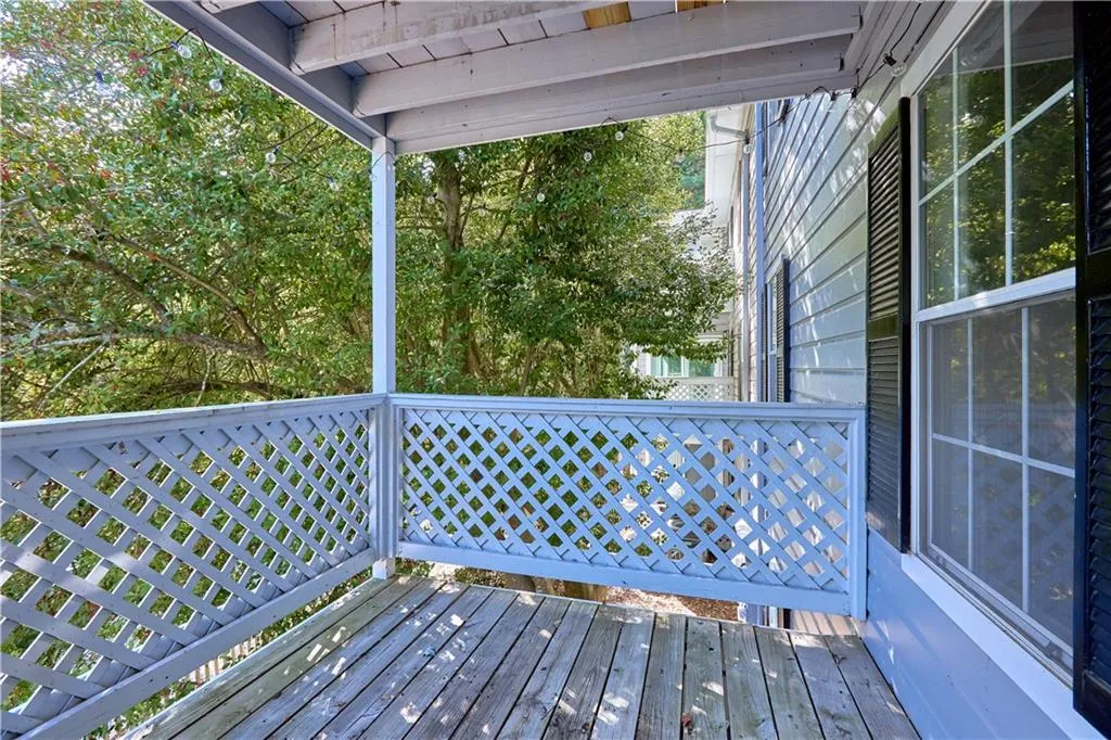 1302 Natchez Trace, Atlanta, Georgia 30350, 2 Bedrooms Bedrooms, ,1 BathroomBathrooms,Residential,Sold,1302 Natchez Trace,7515339