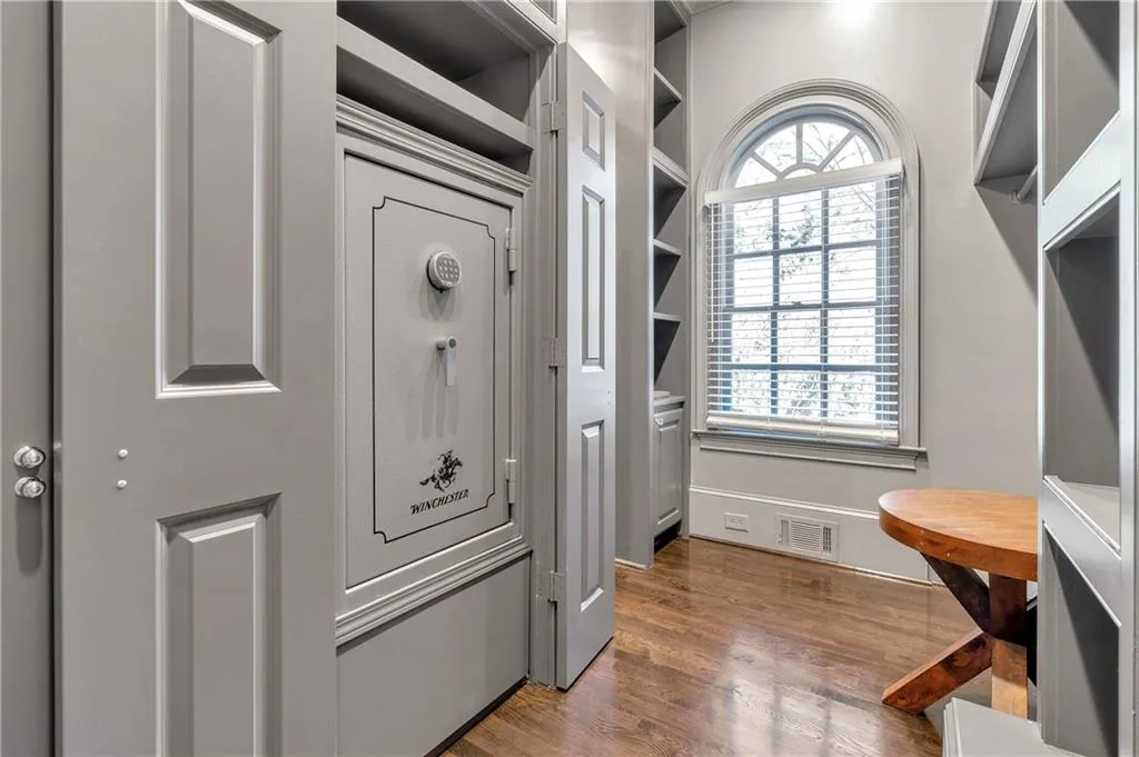 12 Powers Chase Circle, Sandy Springs, Georgia 30327, 8 Bedrooms Bedrooms, ,8 BathroomsBathrooms,Residential,Sold,12 Powers Chase Circle,6982740 12 Powers Chase Circle, Sandy Springs, Georgia 30327, 8 Bedrooms Bedrooms, ,8 BathroomsBathrooms,Residential,Sold,12 Powers Chase Circle,6982740