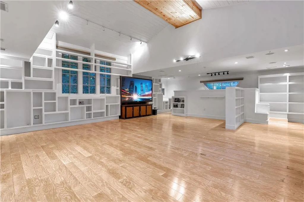 12 Powers Chase Circle, Sandy Springs, Georgia 30327, 8 Bedrooms Bedrooms, ,8 BathroomsBathrooms,Residential,Sold,12 Powers Chase Circle,6982740 12 Powers Chase Circle, Sandy Springs, Georgia 30327, 8 Bedrooms Bedrooms, ,8 BathroomsBathrooms,Residential,Sold,12 Powers Chase Circle,6982740