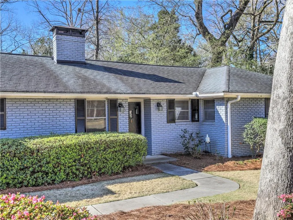 285 Elden Drive, Atlanta, Georgia 30342, 3 Bedrooms Bedrooms, ,2 BathroomsBathrooms,Residential,Sold,285 Elden Drive,6518710
