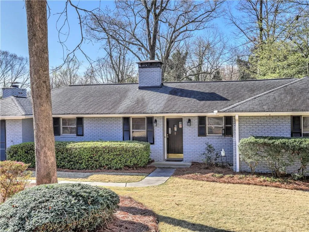 285 Elden Drive, Atlanta, Georgia 30342, 3 Bedrooms Bedrooms, ,2 BathroomsBathrooms,Residential,Sold,285 Elden Drive,6518710