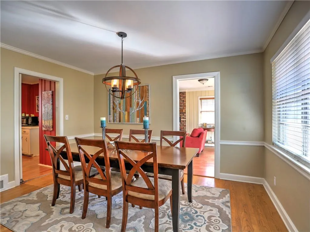 285 Elden Drive, Atlanta, Georgia 30342, 3 Bedrooms Bedrooms, ,2 BathroomsBathrooms,Residential,Sold,285 Elden Drive,6518710