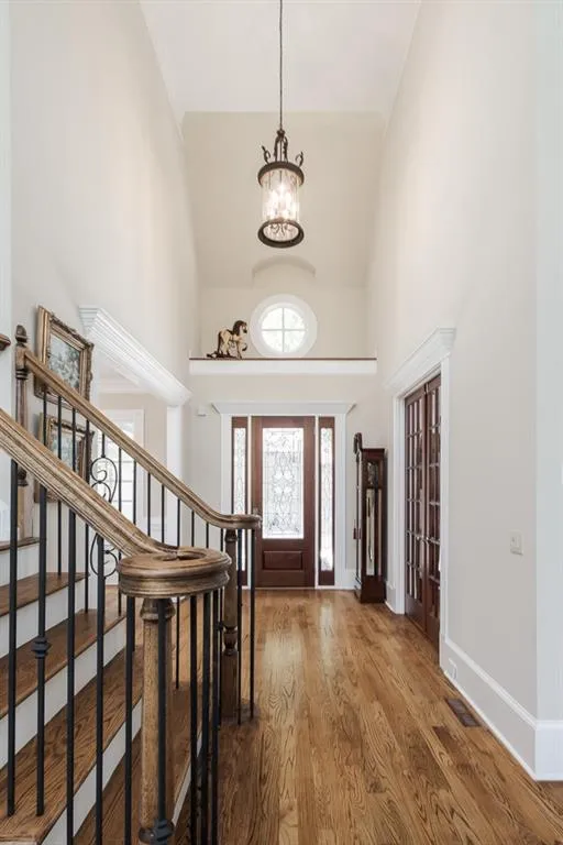 546 Londonberry, Sandy Springs, Georgia 30327, 6 Bedrooms Bedrooms, ,6 BathroomsBathrooms,Residential,Sold,546 Londonberry,6510751