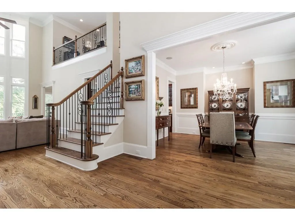 546 Londonberry, Sandy Springs, Georgia 30327, 6 Bedrooms Bedrooms, ,6 BathroomsBathrooms,Residential,Sold,546 Londonberry,6510751