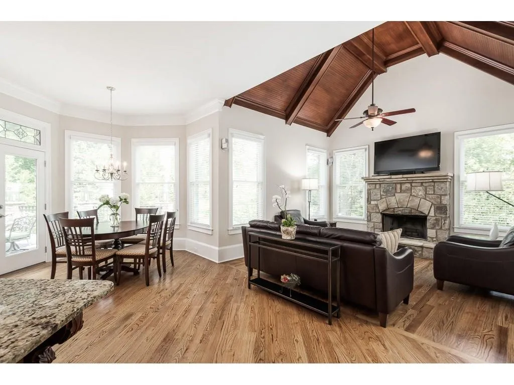 546 Londonberry, Sandy Springs, Georgia 30327, 6 Bedrooms Bedrooms, ,6 BathroomsBathrooms,Residential,Sold,546 Londonberry,6510751