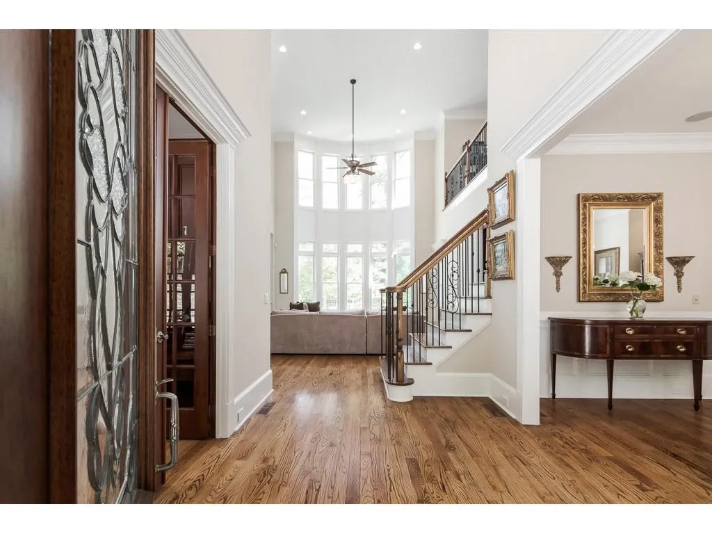 546 Londonberry, Sandy Springs, Georgia 30327, 6 Bedrooms Bedrooms, ,6 BathroomsBathrooms,Residential,Sold,546 Londonberry,6510751