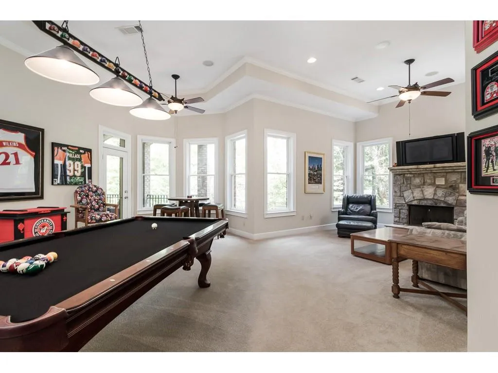 546 Londonberry, Sandy Springs, Georgia 30327, 6 Bedrooms Bedrooms, ,6 BathroomsBathrooms,Residential,Sold,546 Londonberry,6510751