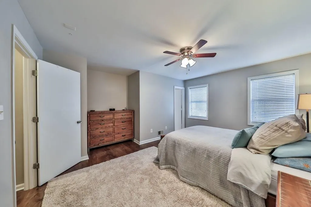 7750 Roswell Road Unit 9e, Atlanta, Georgia 30350, 3 Bedrooms Bedrooms, ,2 BathroomsBathrooms,Residential,Sold,7750 Roswell Road Unit 9e,6108483