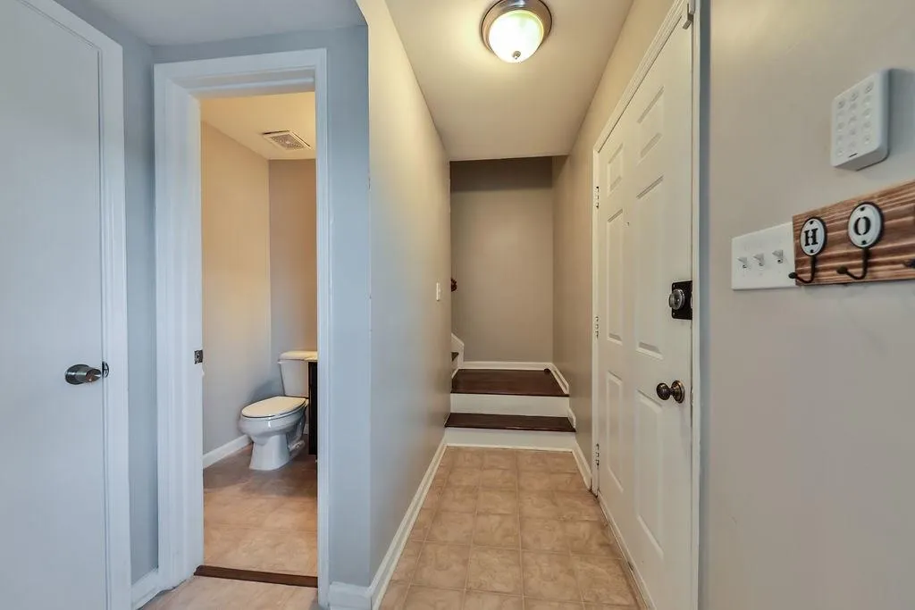 7750 Roswell Road Unit 9e, Atlanta, Georgia 30350, 3 Bedrooms Bedrooms, ,2 BathroomsBathrooms,Residential,Sold,7750 Roswell Road Unit 9e,6108483