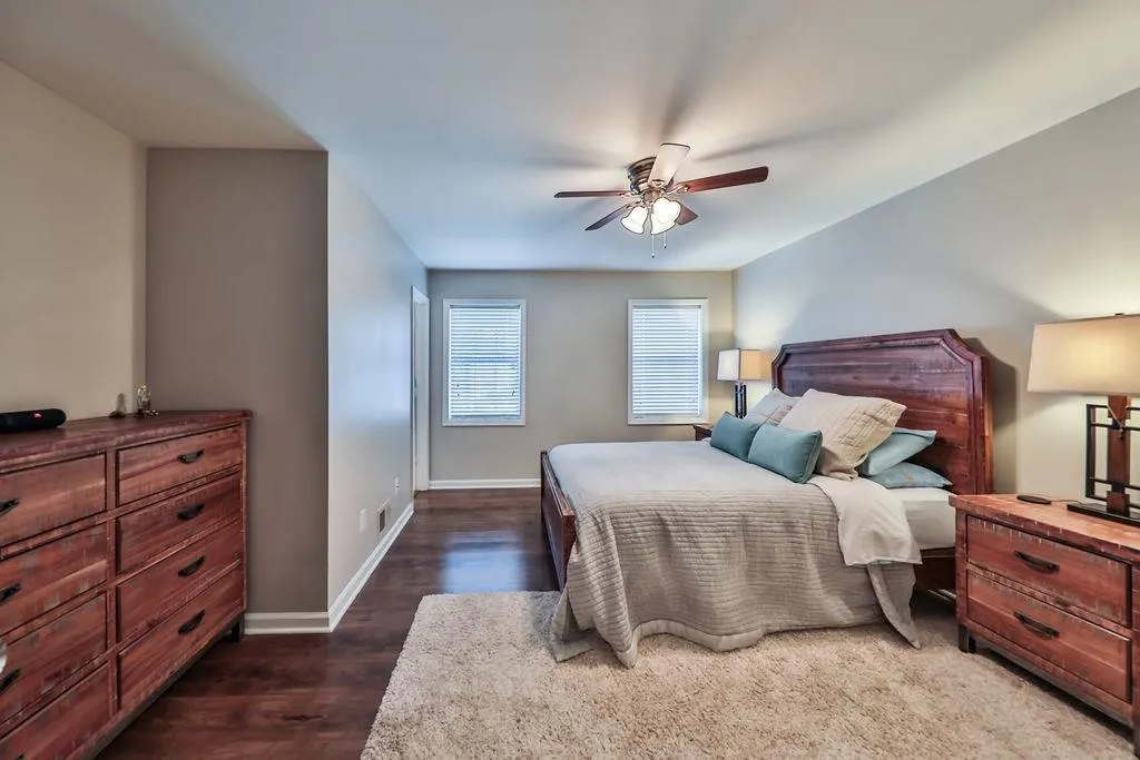 7750 Roswell Road Unit 9e, Atlanta, Georgia 30350, 3 Bedrooms Bedrooms, ,2 BathroomsBathrooms,Residential,Sold,7750 Roswell Road Unit 9e,6108483