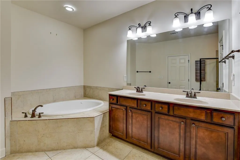 5533 Parkerton Lane, Atlanta, Georgia 30342, 4 Bedrooms Bedrooms, ,3 BathroomsBathrooms,Residential,Sold,5533 Parkerton Lane,6927981