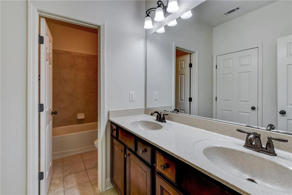 5533 Parkerton Lane, Atlanta, Georgia 30342, 4 Bedrooms Bedrooms, ,3 BathroomsBathrooms,Residential,Sold,5533 Parkerton Lane,6927981
