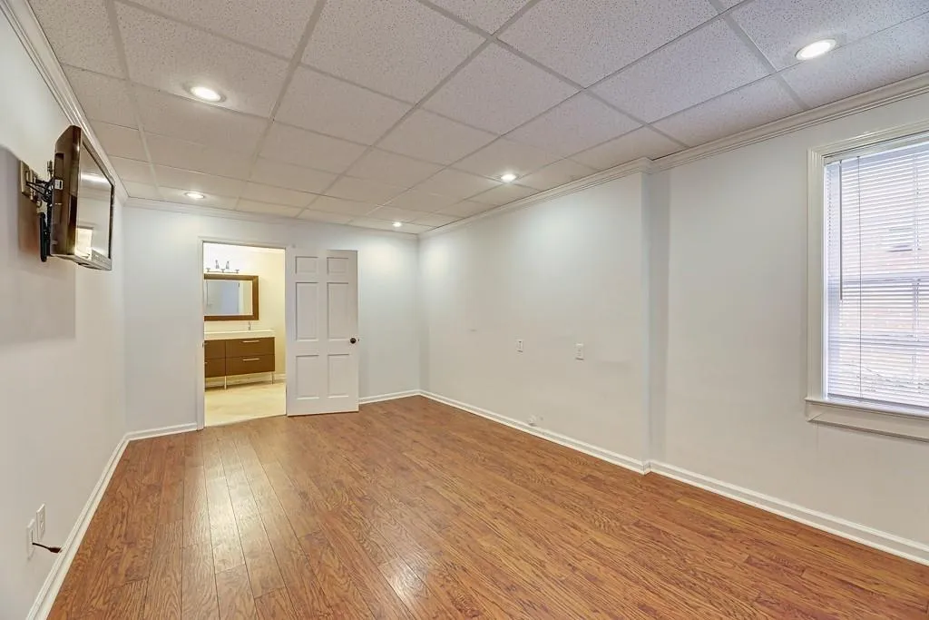 195 Grosvenor Place, Atlanta, Georgia 30328, 5 Bedrooms Bedrooms, ,4 BathroomsBathrooms,Residential,Sold,195 Grosvenor Place,6860962