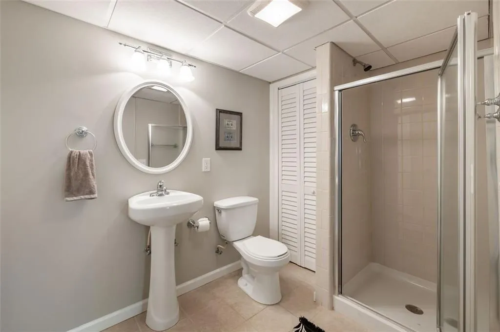 201 Spalding Gates Drive, Atlanta, Georgia 30328, 3 Bedrooms Bedrooms, ,3 BathroomsBathrooms,Residential,Sold,201 Spalding Gates Drive,7475702