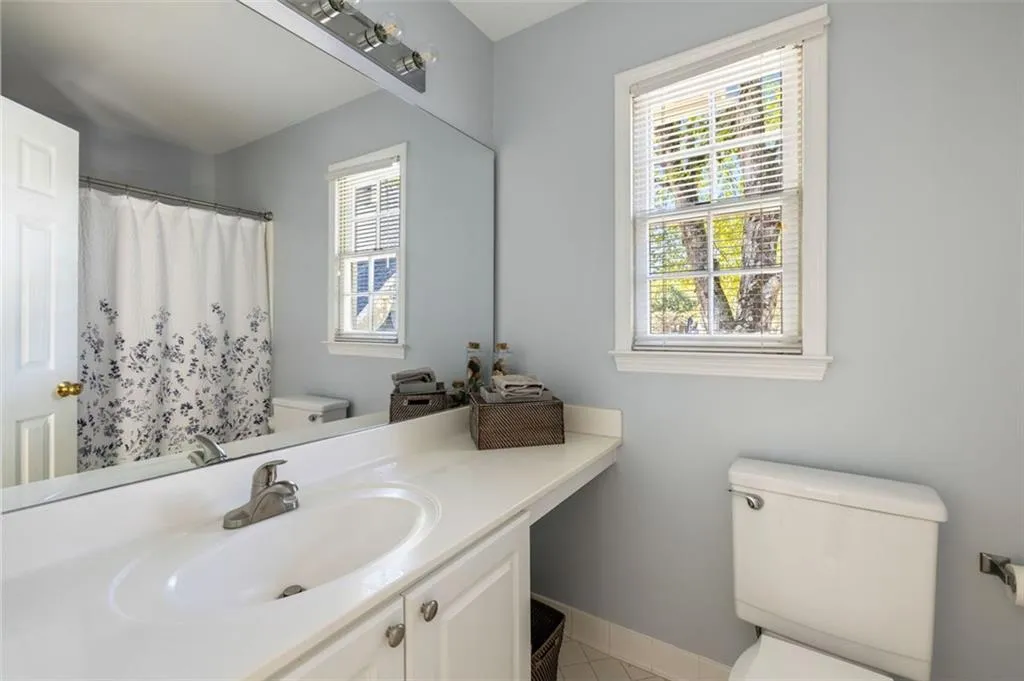 201 Spalding Gates Drive, Atlanta, Georgia 30328, 3 Bedrooms Bedrooms, ,3 BathroomsBathrooms,Residential,Sold,201 Spalding Gates Drive,7475702