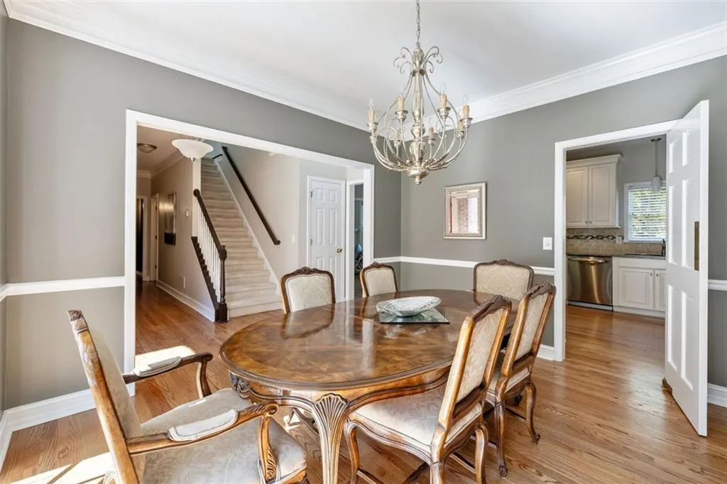 201 Spalding Gates Drive, Atlanta, Georgia 30328, 3 Bedrooms Bedrooms, ,3 BathroomsBathrooms,Residential,Sold,201 Spalding Gates Drive,7475702