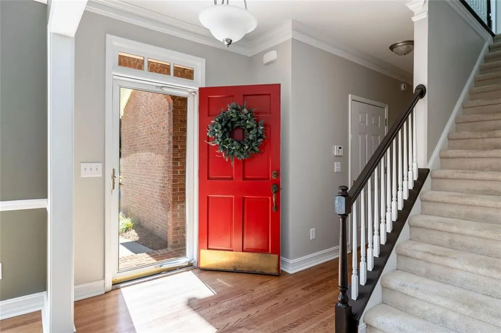 201 Spalding Gates Drive, Atlanta, Georgia 30328, 3 Bedrooms Bedrooms, ,3 BathroomsBathrooms,Residential,Sold,201 Spalding Gates Drive,7475702
