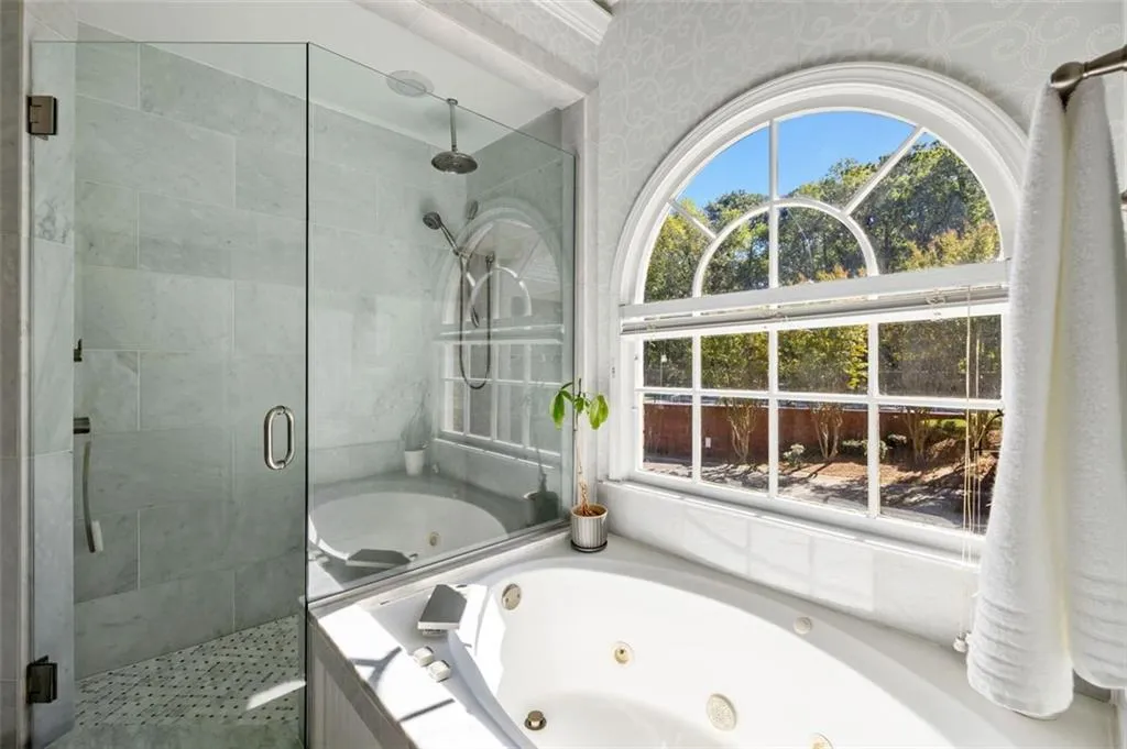 201 Spalding Gates Drive, Atlanta, Georgia 30328, 3 Bedrooms Bedrooms, ,3 BathroomsBathrooms,Residential,Sold,201 Spalding Gates Drive,7475702