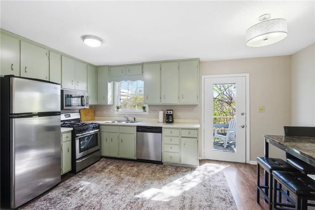 1787 Ridgeway Avenue Nw, Atlanta, Georgia 30318, 4 Bedrooms Bedrooms, 0 ,2 BathroomsBathrooms,Residential,For Sale,1787 Ridgeway Avenue Nw,7732204